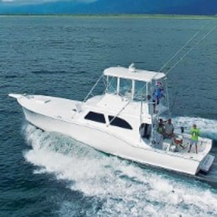 Fishing in Puerto Jiménez