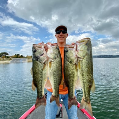 Home  Found ' Em Kayak Fishing Guides