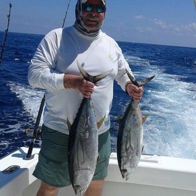 Fishing in Puerto Jiménez