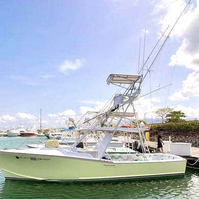 Fishing in Quepos