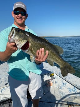 Largemouth Bass fishing in Del Rio, Texas