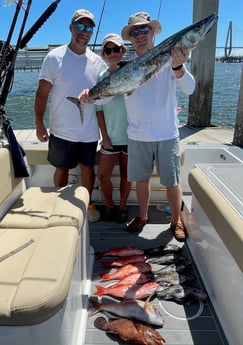 Black Seabass, Red Grouper, Red Snapper, Wahoo Fishing in North Charleston, South Carolina