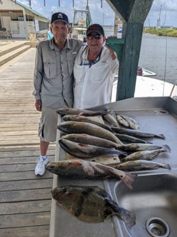 Flounder, Redfish, Speckled Trout / Spotted Seatrout fishing in Sulphur, Louisiana