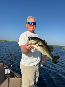 Largemouth Bass Fishing in