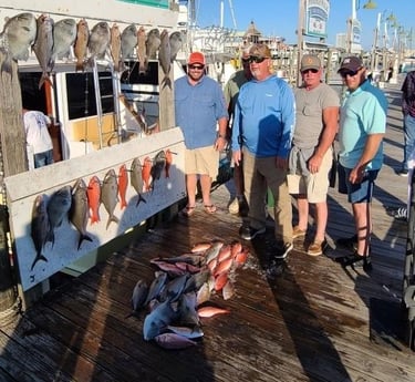 Amberjack, Gag Grouper, Triggerfish, Vermillion Snapper Fishing in Destin, Florida