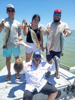 Flounder, Redfish, Speckled Trout / Spotted Seatrout fishing in Matagorda, Texas