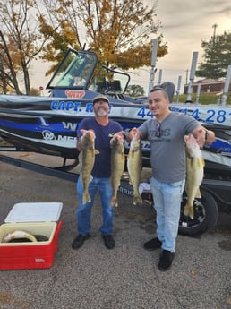 Walleye Fishing in Sheffield Lake, Ohio