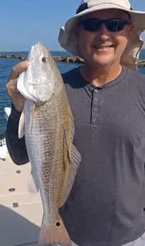 Redfish fishing in Tiki Island, Texas