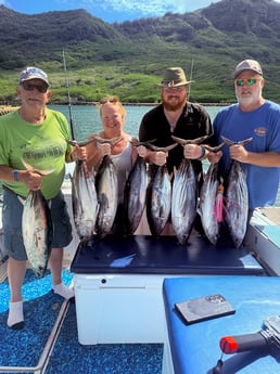 Bonito Fishing in Kapaʻa, Hawaii
