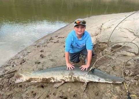 Alligator Gar Fishing in Dallas, Texas