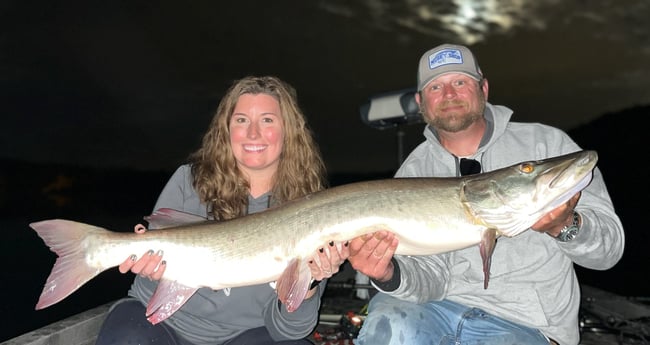 Muskie Fishing in Knoxville, Tennessee
