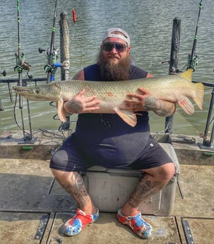 Alligator Gar Fishing in Dallas, Texas