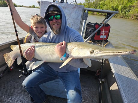 Alligator Gar Fishing in Livingston, Texas