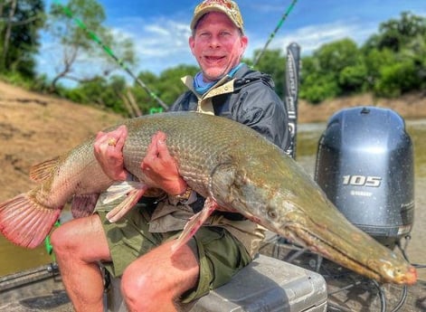 Alligator Gar Fishing in Dallas, Texas