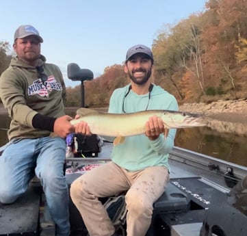 Muskie Fishing in Knoxville, Tennessee