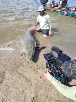 Alligator Gar Fishing in Coldspring, Texas
