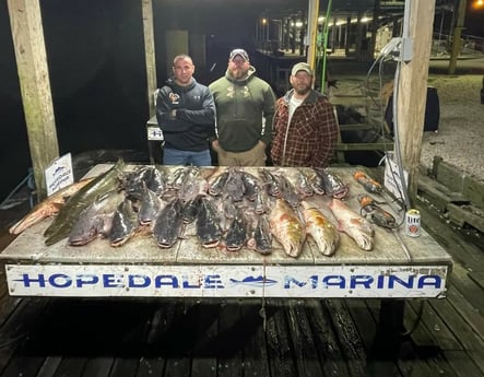 Alligator Gar, Blue Catfish, Redfish Fishing in St. Bernard, Louisiana