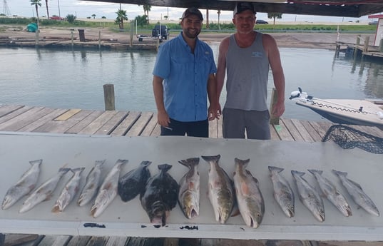 Flounder, Redfish, Speckled Trout / Spotted Seatrout fishing in Tiki Island, Texas