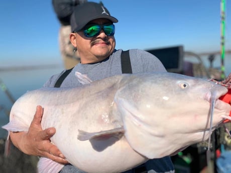 Blue Catfish Fishing in Dallas, Texas