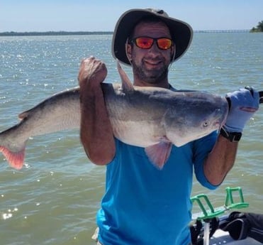 Blue Catfish Fishing in Dallas, Texas