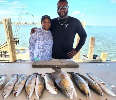 Redfish, Speckled Trout / Spotted Seatrout fishing in Tiki Island, Texas