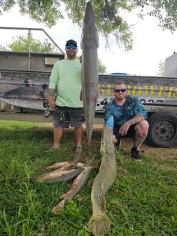 Alligator Gar Fishing in Livingston, Texas