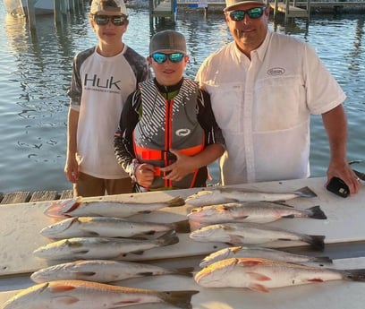 Redfish, Speckled Trout / Spotted Seatrout fishing in Port O&#039;Connor, Texas