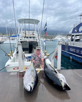Yellowfin Tuna fishing in Kalaoa, Hawaii