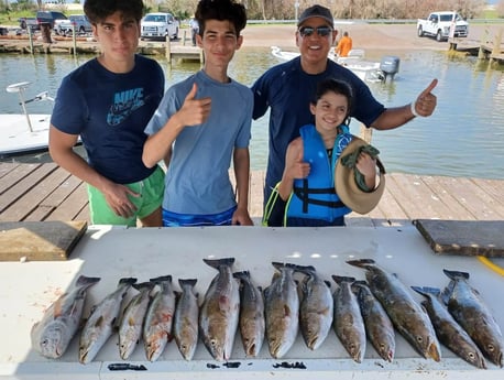 Black Drum, Speckled Trout / Spotted Seatrout fishing in Tiki Island, Texas