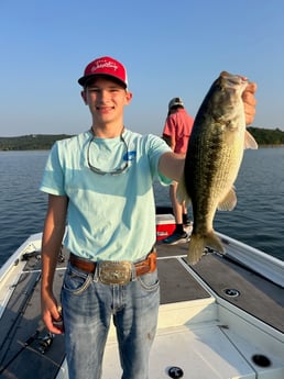 Fishing in Kimberling City, Missouri