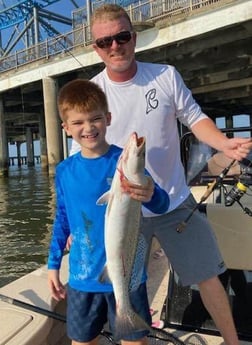 Speckled Trout / Spotted Seatrout fishing in Tiki Island, Texas