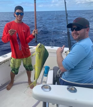 Mahi Mahi / Dorado fishing in Kailua-Kona, Hawaii