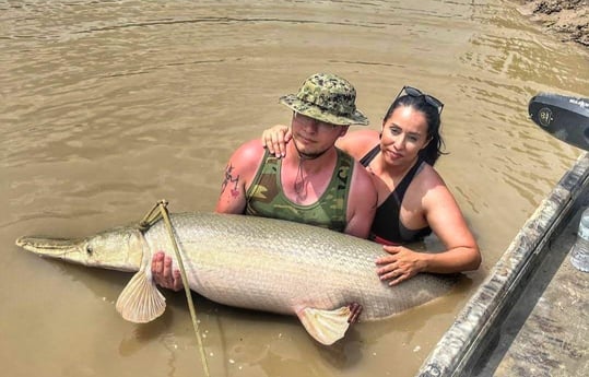 Alligator Gar Fishing in Dallas, Texas