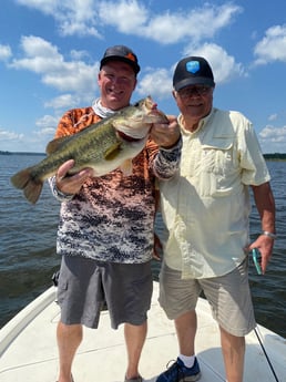 Largemouth Bass fishing in Etoile, Texas