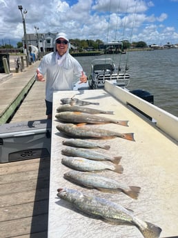 Black Drum, Redfish, Speckled Trout / Spotted Seatrout fishing in Sargent, Texas