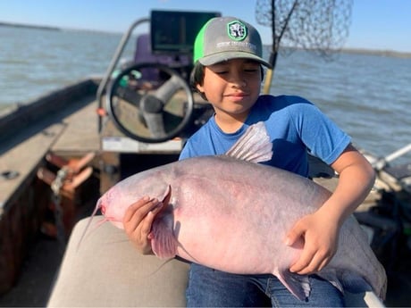 Blue Catfish Fishing in Dallas, Texas