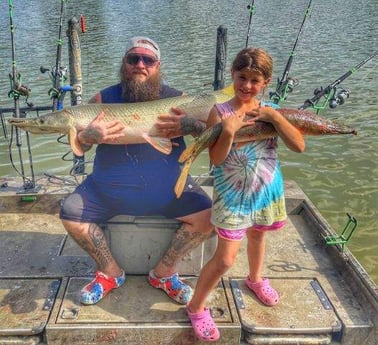 Alligator Gar Fishing in Dallas, Texas