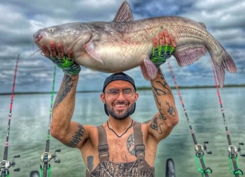 Blue Catfish Fishing in Dallas, Texas
