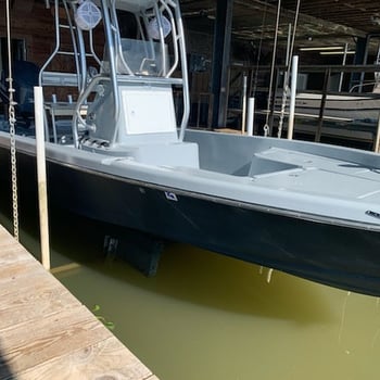 Boat photo for Nearshore Rigs - 24’ Robalo Cayman