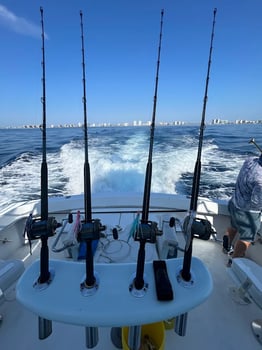 Boat photo for Epic Sportfishing - 45’ Hatteras