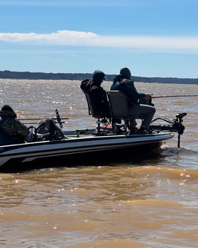 Boat photo for North Mississippi Catfishing Adventure