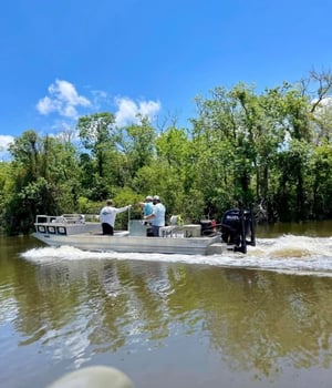 Boat photo for Trophy Alligator Gar Bowfishing 