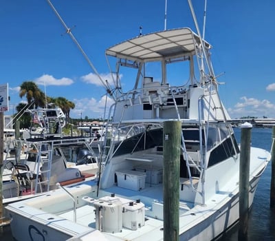Boat photo for 6-10 Hour Trip – Bottom Fishing