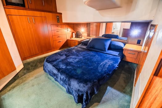 Boat photo for Ultimate 40 Ft Luxury Sportfisher 