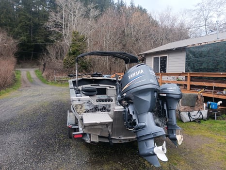 Boat photo for Fall Chinook Salmon Fishing 