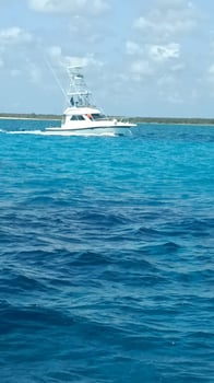 Boat photo for El Cielo Trips