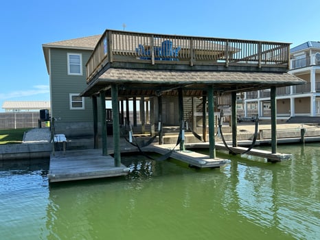 Lodge photo for Duck Hunts Can Be AM Or PM Or BOTH