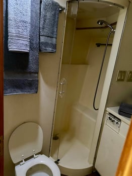 Boat photo for Kaiminani, HI Offshore Fishing