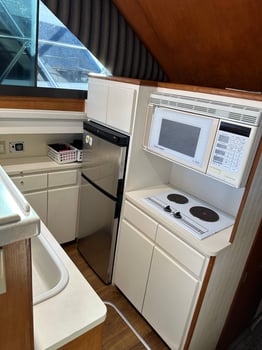 Boat photo for Kaiminani, HI Offshore Fishing