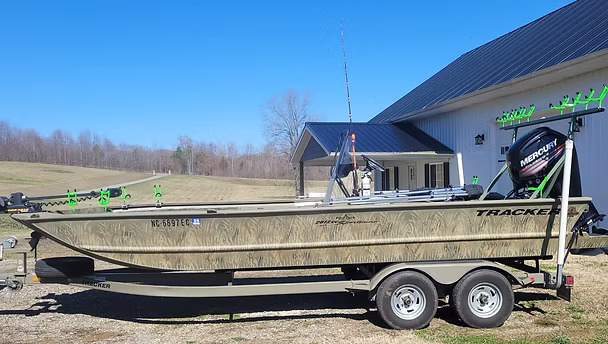 Boat photo for Lake And Reservoir Fishing